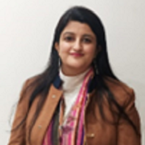 DR. RICHA KAPOOR